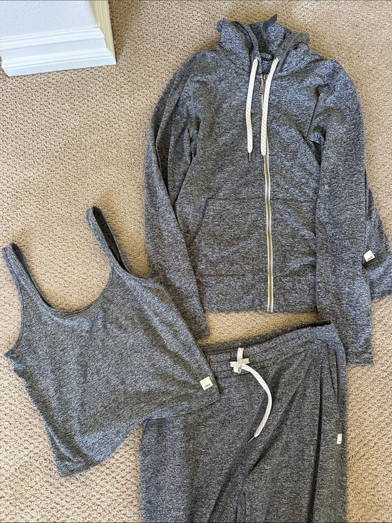 Vuori Other - Vuori 3-piece Halo Performance Set - Tank, Hoodie & Drawstring joggers